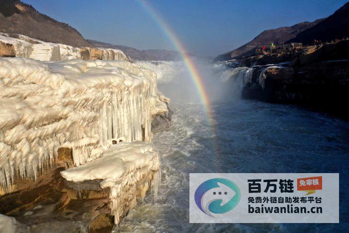 碧海如墨仿若翡翠镶嵌大地黄河湿地碧海如烟